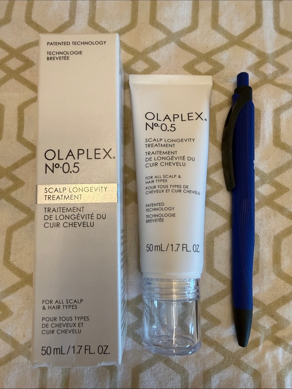 OLAPLEX No.0.5 Scalp Longevity Treatment - White and Blue Accents